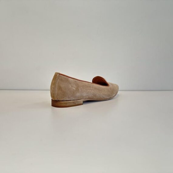 Mocassino in camoscio beige